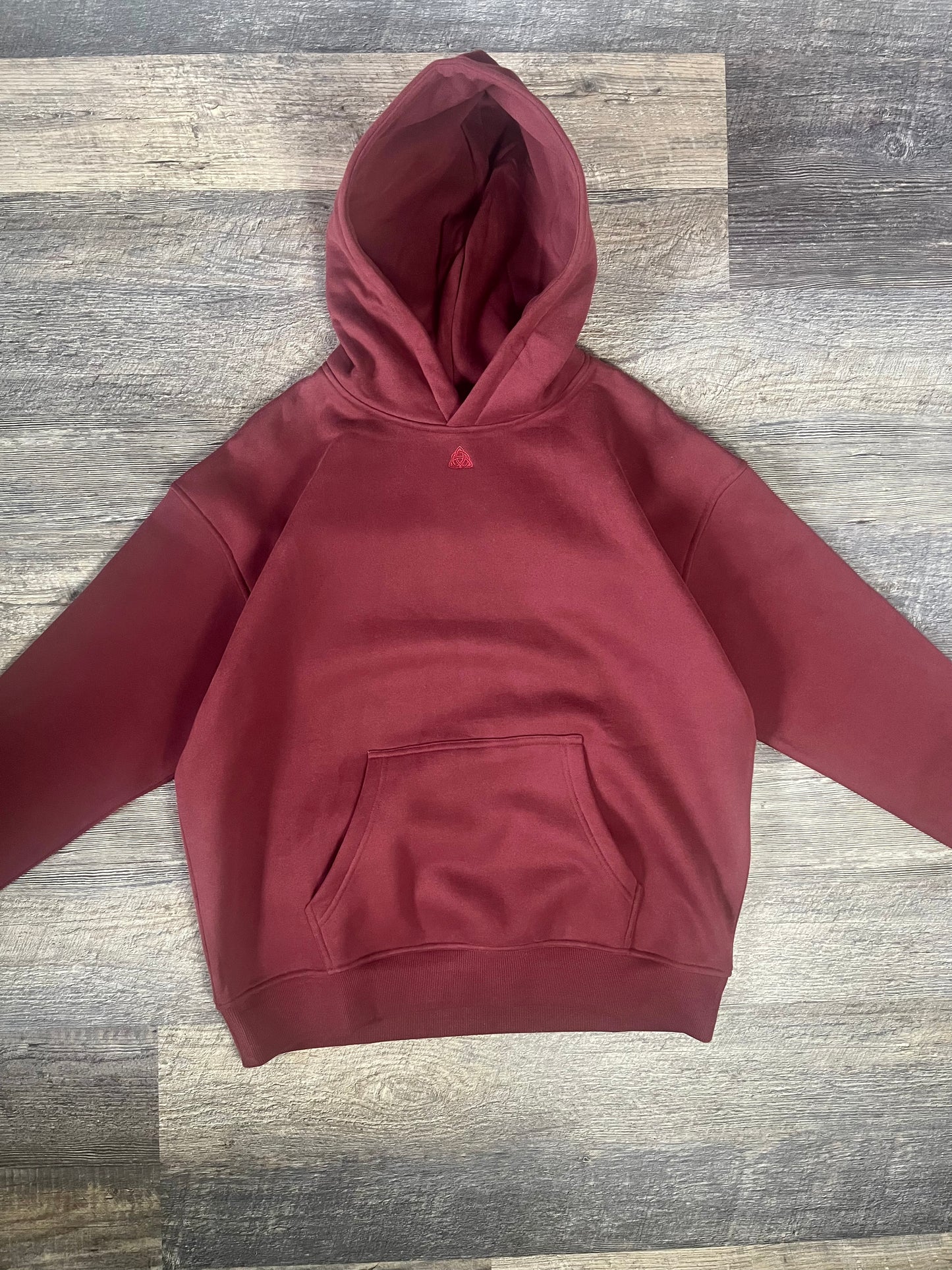 Triquetra Hoodie "Fine Wine"