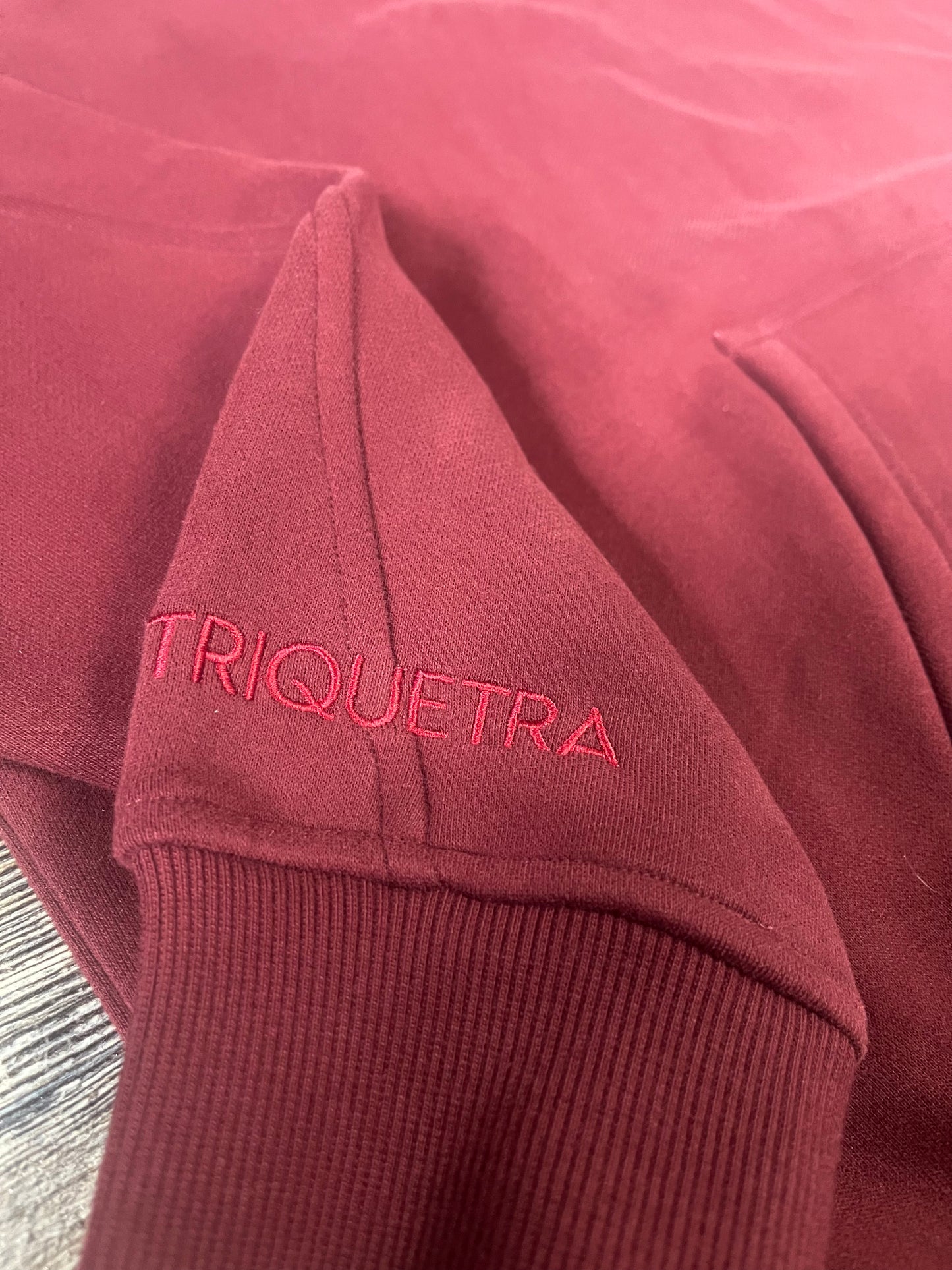 Triquetra Hoodie "Fine Wine"