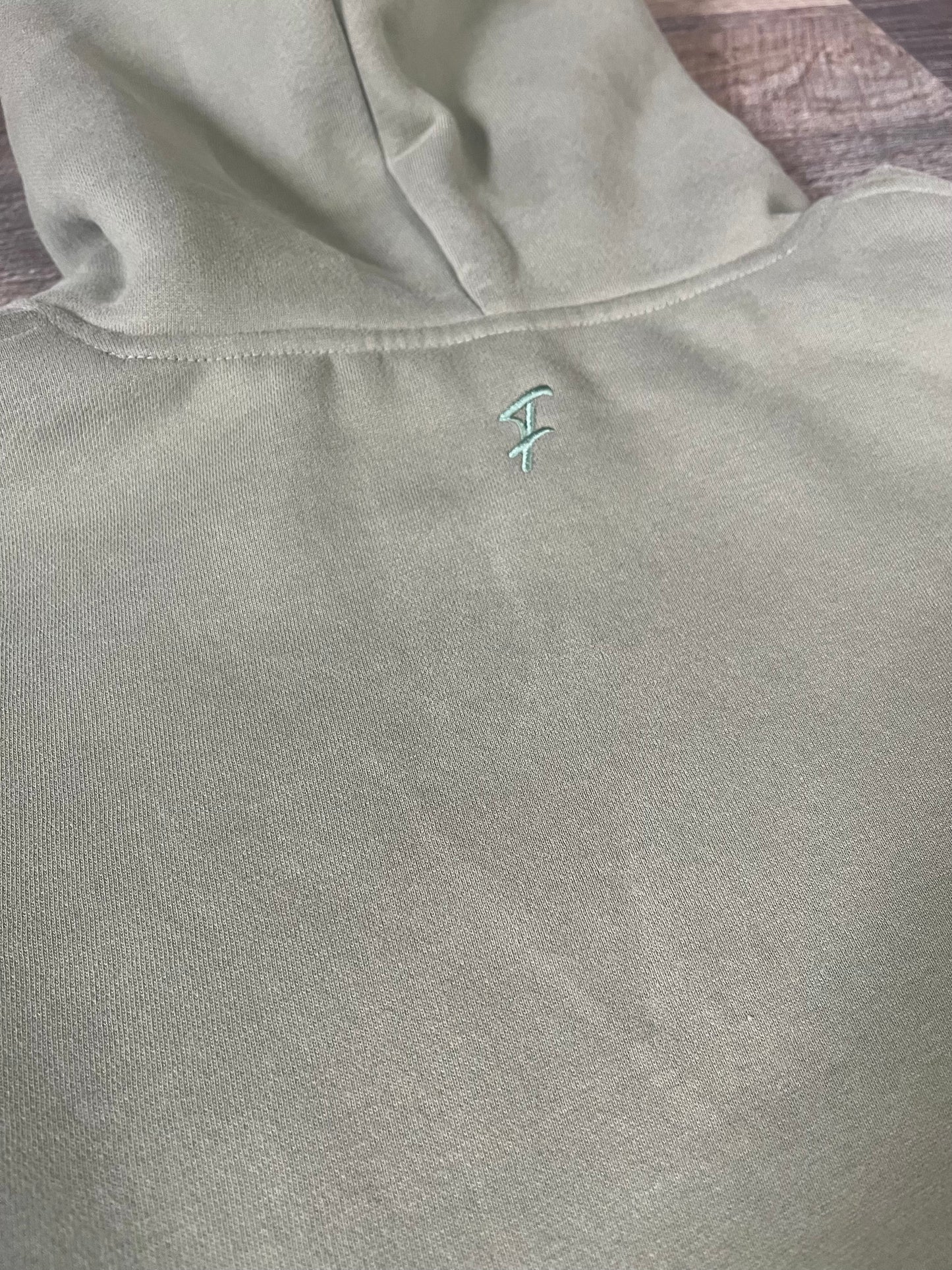 Triquetra Hoodie "Sage"